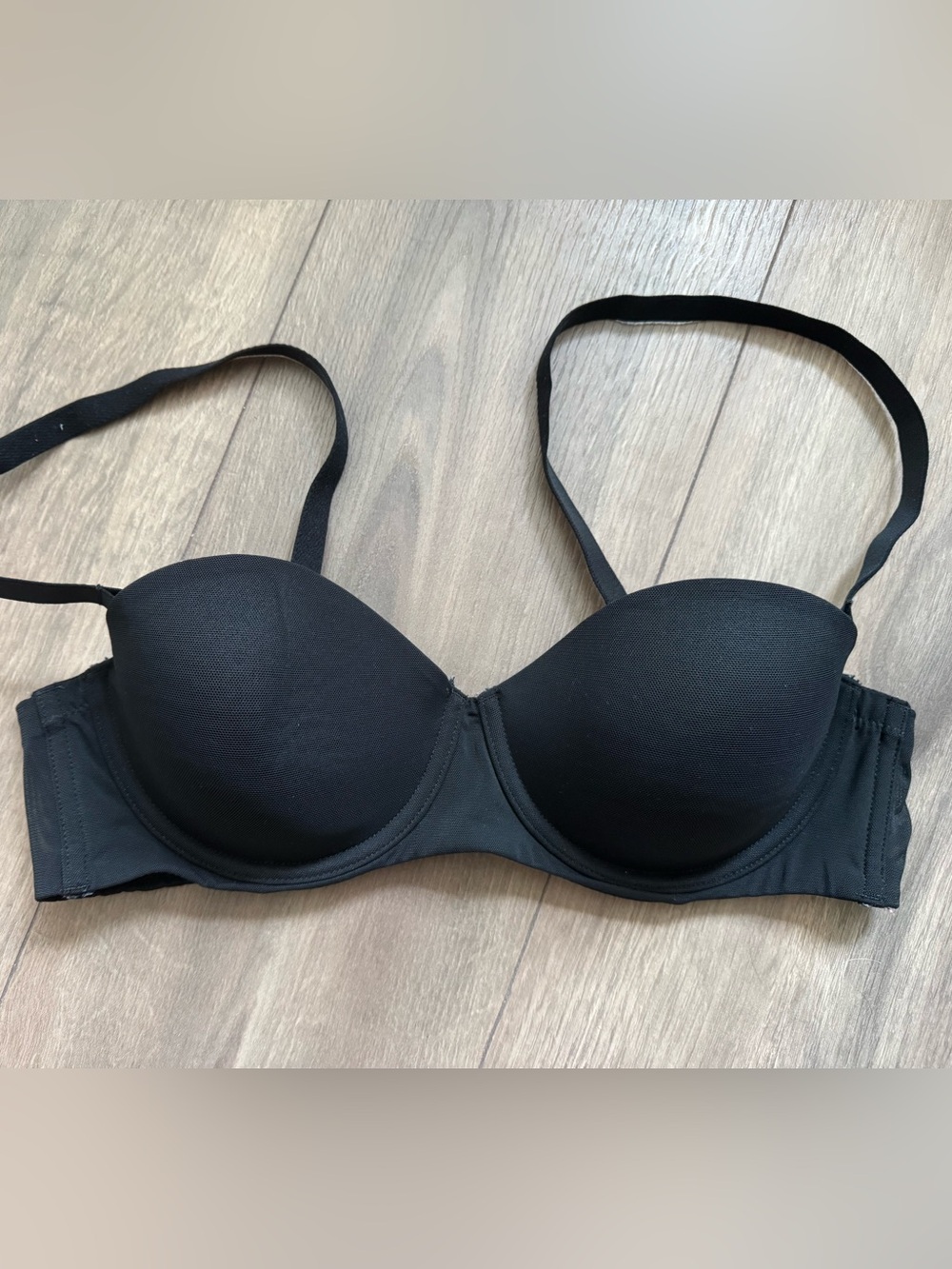 Black convertible underwire bra